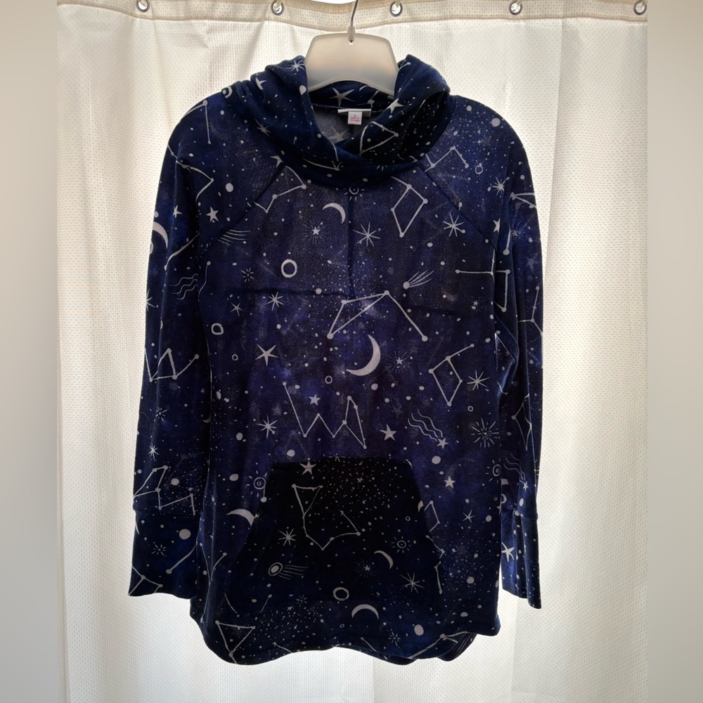 LuLaRoe Midnigh Star Pattern Hoodie